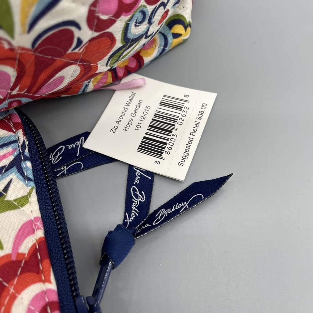 NWT Vera Bradley Tote Bag & Wallet Hope Garden Floral Quilted Pattern Retired - Picture 3 of 13
